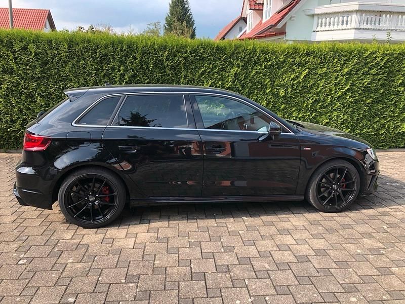Schwarz Gebraucht 2015 Audi A3 S-Line Limousine | 9.900 € (Guter Preis) - Bild 1/4