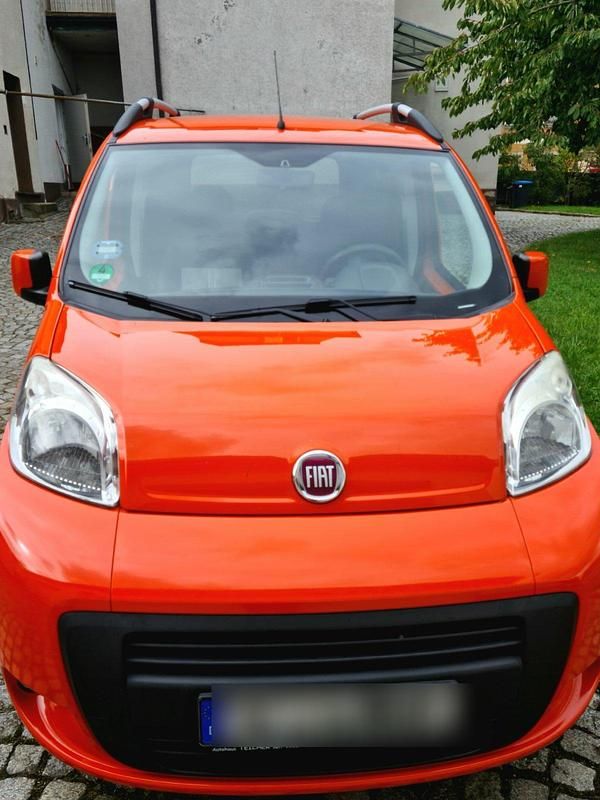Orange Gebraucht 2015 Fiat Qubo Trekking Van / Kleinbus | 5.500 € (Fairer Preis) - Bild 1/4