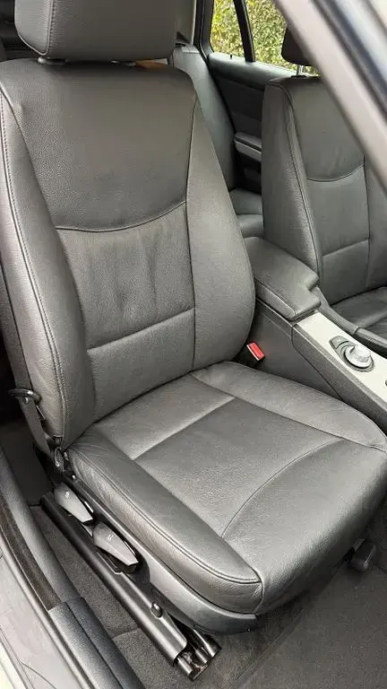 Gebraucht BMW 325 218 PS (160 kW) 2005 Grau metallic Limousine