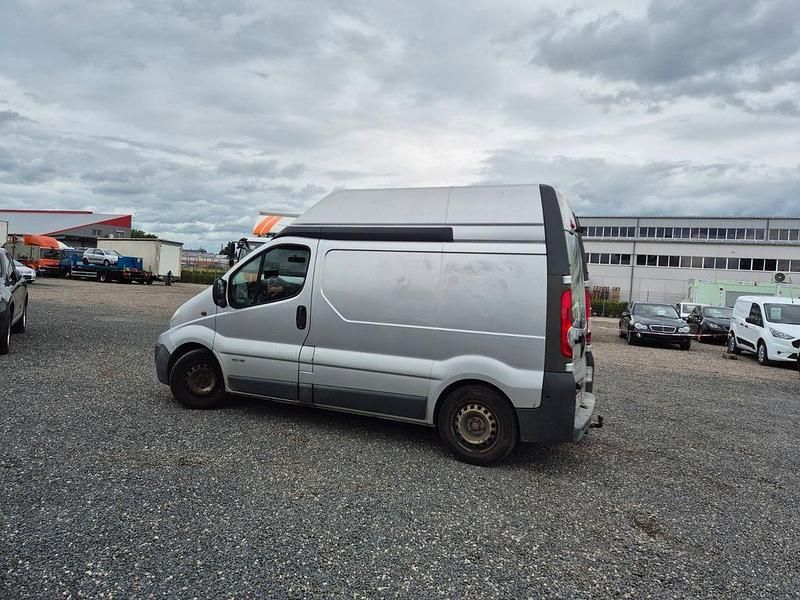 Brugt Renault Trafic 114 HK (83 kW) 2007 Sølv MPV