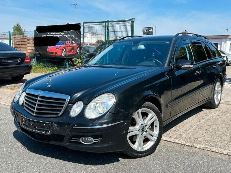 Schwarz Gebraucht 2009 Mercedes E320 Avantgarde Kombi | 1.900 € - Bild 1/4
