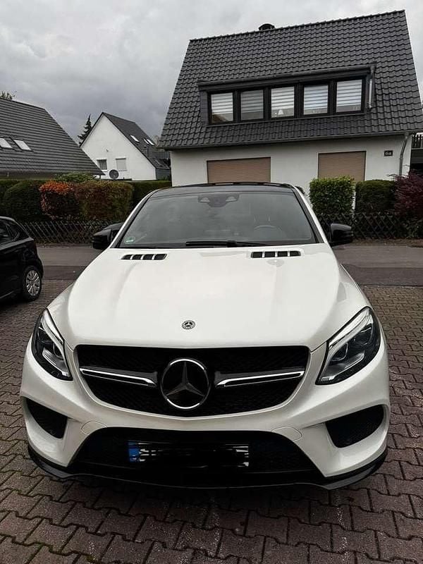 Weiß Gebraucht 2018 Mercedes GLE350 Coupé | 37.900 € (Superpreis) - Bild 1/4
