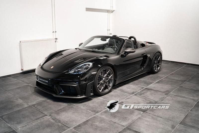 Tiefschwarzmetallic Gebraucht 2025 Porsche 718 Boxster Cabrio | 165.900 € - Bild 1/4