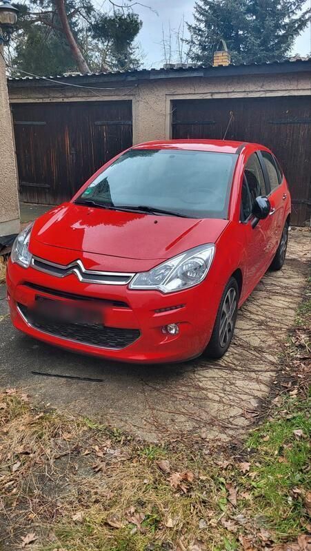 Rot Gebraucht 2016 Citroën C3 SELECTION Kleinwagen | 4.999 € (Guter Preis) - Bild 1/4