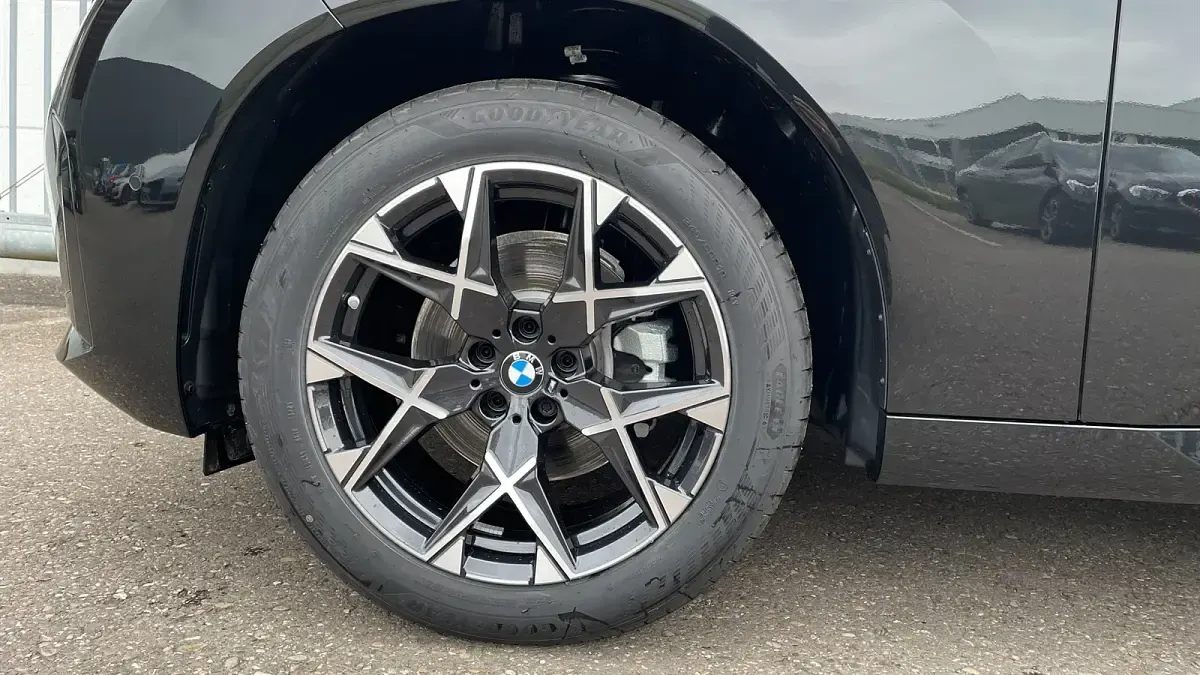 Ny BMW X3 Efficient Dynamics 197 HK (144 kW) 2026 Sort SUV