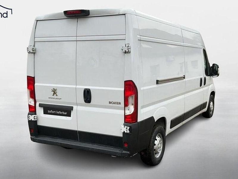 Gebraucht Peugeot Boxer 140 PS (102 kW) 2024 Weiß Van