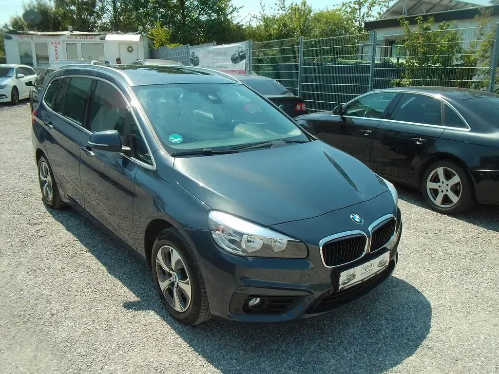 Gebraucht BMW 218 Gran Tourer Advantage 150 PS (110 kW) 2015 Grau Van / Kleinbus
