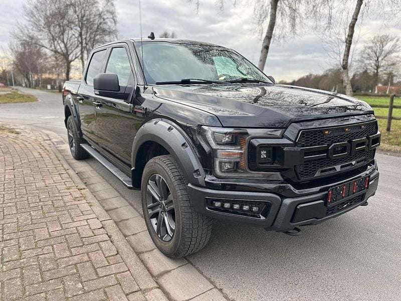 Gebraucht Ford F-150 401 PS (294 kW) 2020 Schwarz Abholung