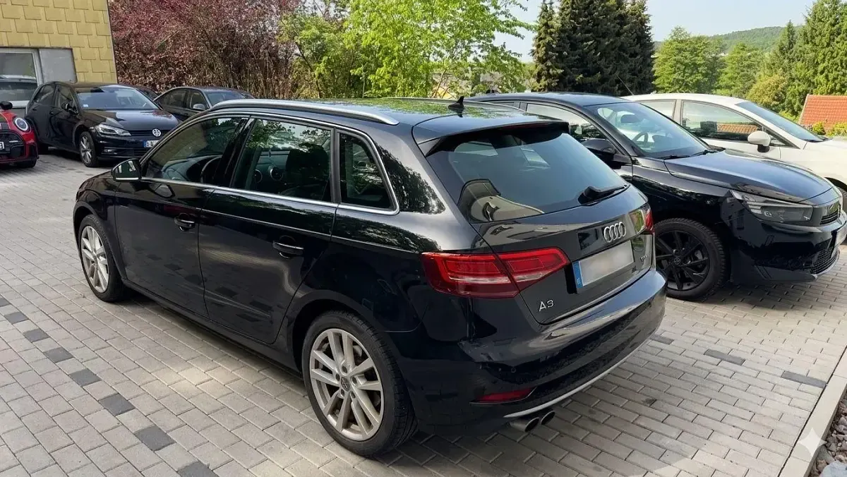 Gebraucht Audi A3 Design 150 PS (110 kW) 2018 Schwarz Limousine