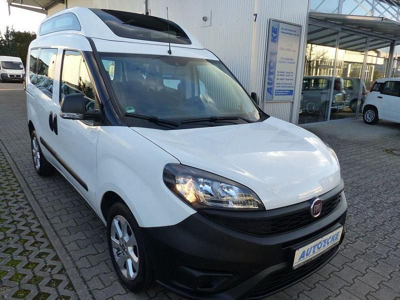 Gebraucht Fiat Doblò 95 PS (69 kW) 2019 Weiß Van / Kleinbus