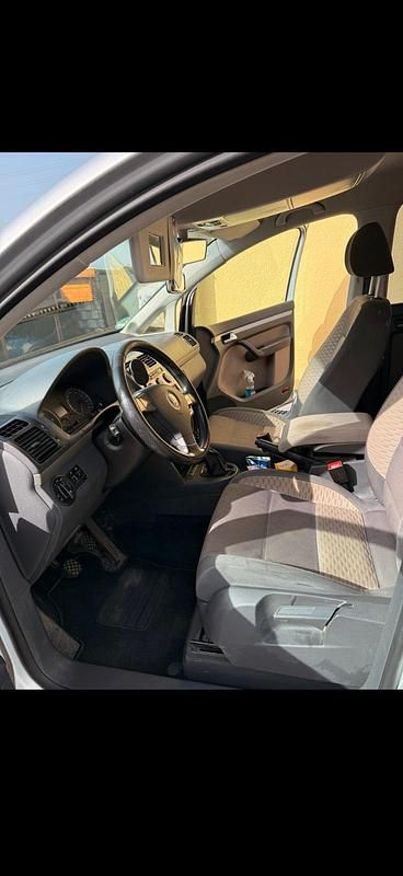 Gebraucht VW Touran Cross 140 PS (102 kW) 2007 Silber Van / Kleinbus