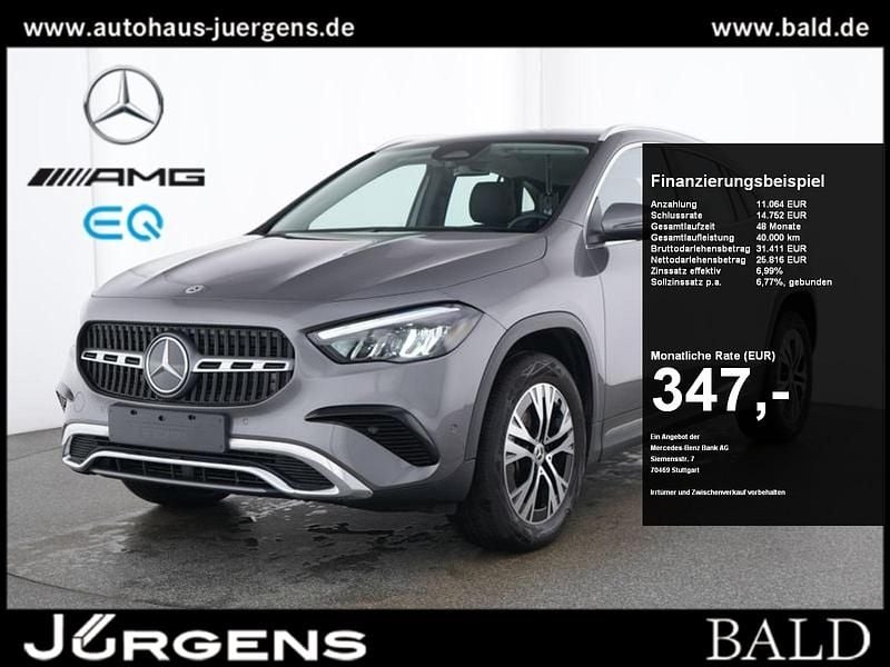 Grau metalliclack mountaingrau Gebraucht 2024 Mercedes GLA200 Progressive SUV | 36.790 € (Superpreis) - Bild 1/4