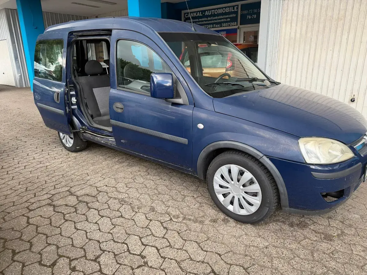 Gebraucht Opel Combo 75 PS (55 kW) 2006 Violet Van / Kleinbus