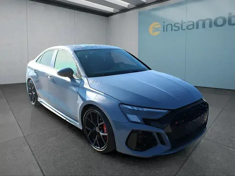 Gebraucht Audi RS3 400 PS (294 kW) 2022 Grau Limousine