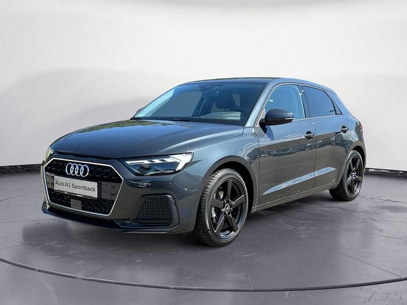 Grau Neu 2025 Audi A1 Sportback Advanced Plus Kleinwagen | 24.990 € (Guter Preis) - Bild 1/4