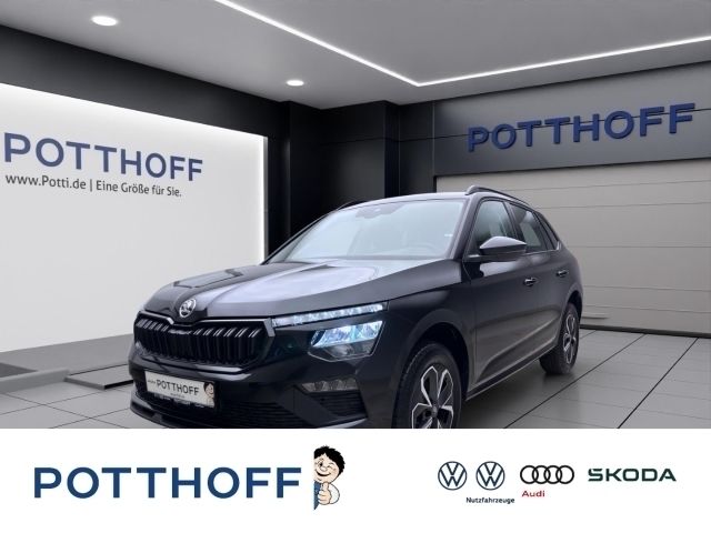 Silber Gebraucht 2022 Skoda Kamiq Essence SUV | 26.440 € (Fairer Preis) - Bild 1/4