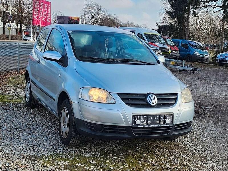 Gebraucht VW Fox Basis 54 PS (39 kW) 2006 Grau Kleinwagen