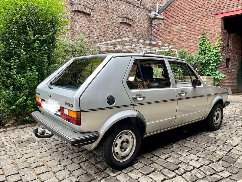 Gebraucht VW Golf I 69 PS (50 kW) 1981 Silber Kleinwagen