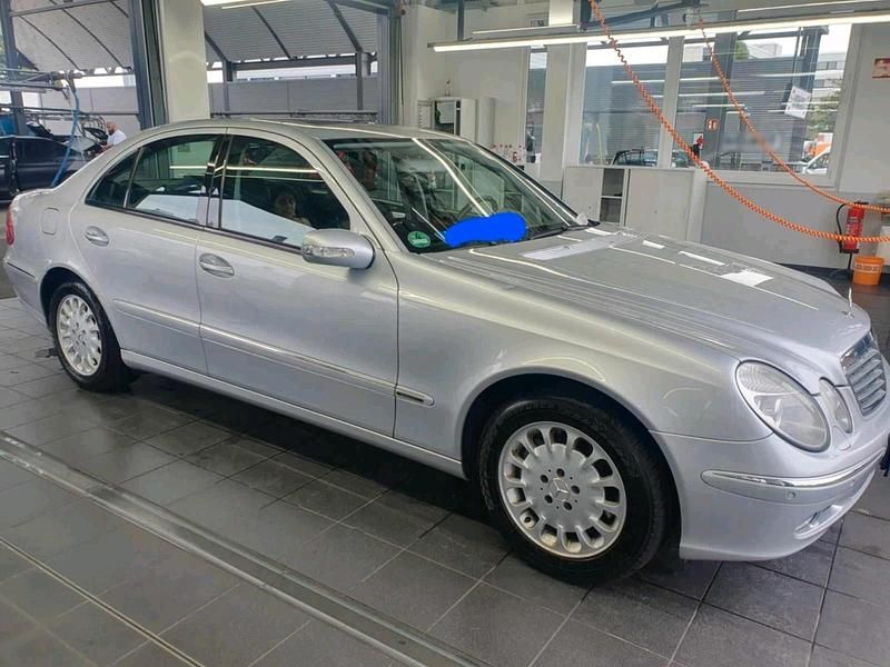 Gebraucht Mercedes E350 Elegance 272 PS (200 kW) 2005 Silber Limousine