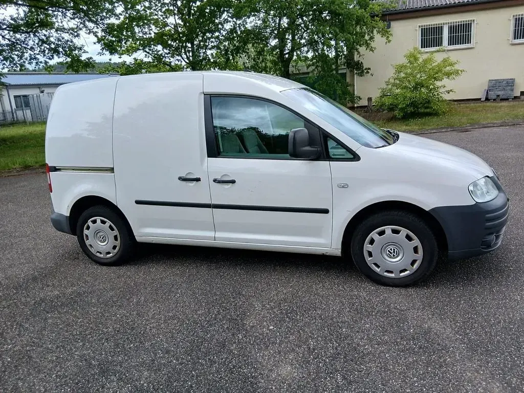 Gebraucht VW Caddy 105 PS (77 kW) 2005 Weiß Van / Kleinbus