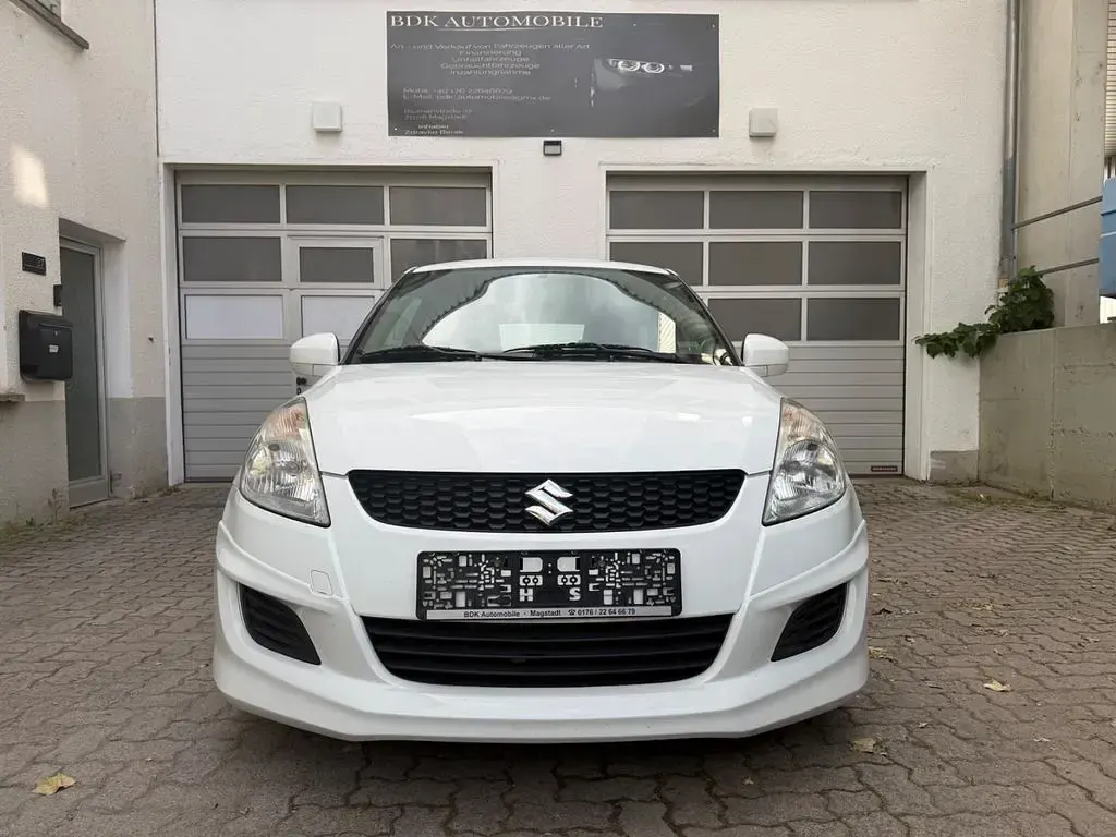 Gebraucht Suzuki Swift 94 PS (69 kW) 2013 Kleinwagen