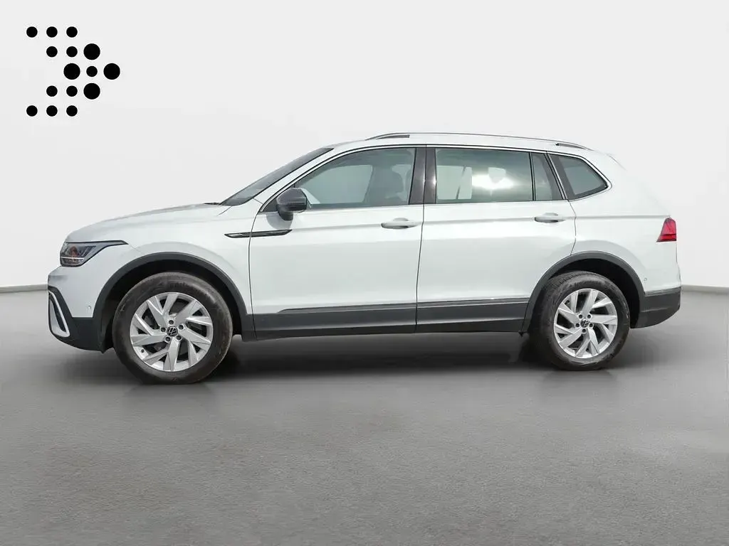Gebraucht VW Tiguan Allspace Life 200 PS (147 kW) 2022 Pure white SUV