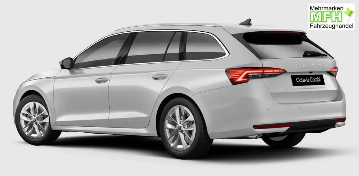 Neu Skoda Octavia Selection 150 PS (110 kW) 2026 Moonweiß perleffekt Kombi