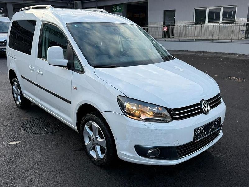 Gebraucht VW Caddy Highline 140 PS (102 kW) 2012 Weiß Van / Kleinbus