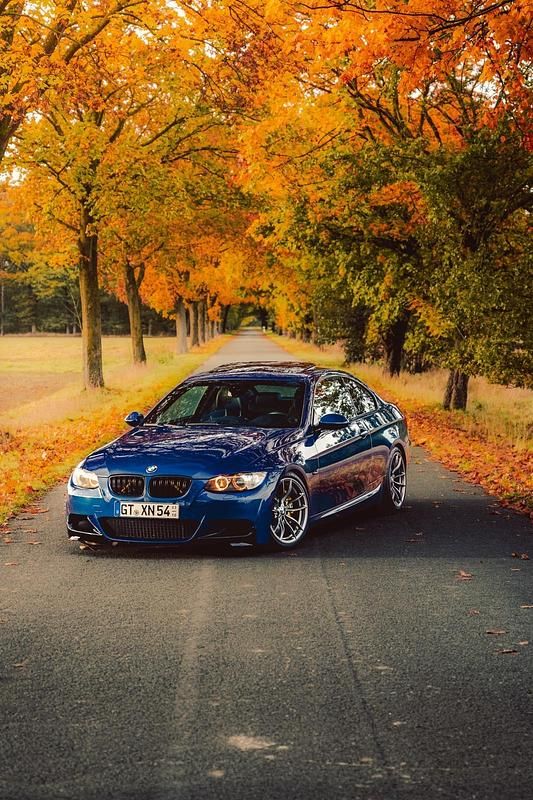 Blau Gebraucht 2008 BMW 335 Performance Coupé | 23.000 € - Bild 1/4