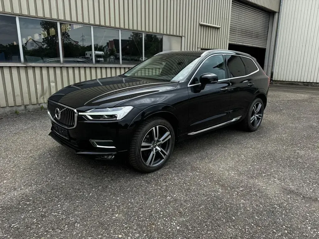 Gebraucht Volvo XC60 Inscription 235 PS (172 kW) 2019 Schwarz SUV