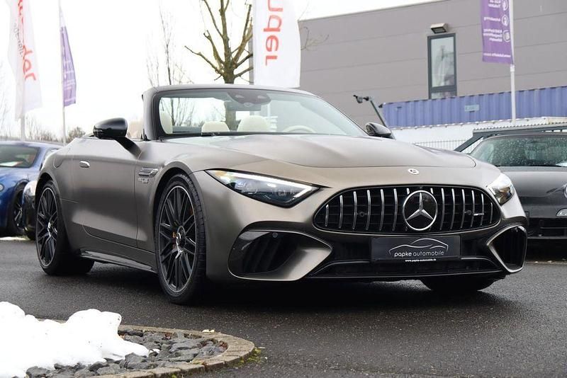 Gebraucht Mercedes SL63 AMG AMG 585 PS (430 kW) 2023 Monzagrau  magnolackierung Cabrio