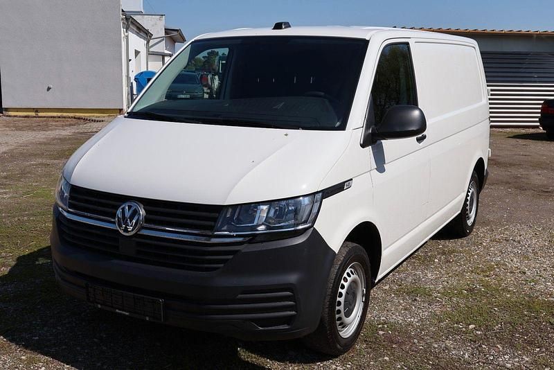 Gebraucht VW Transporter 90 PS (66 kW) 2020 Weiß Van
