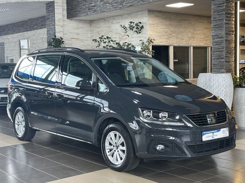 Grau Gebraucht 2020 Seat Alhambra Style Van / Kleinbus | 23.900 € (Fairer Preis) - Bild 1/4