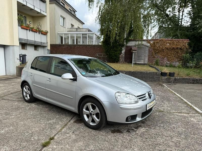 Silber Gebraucht 2008 VW Golf V United Limousine | 5.300 € (Etwas zu teuer) - Bild 1/4