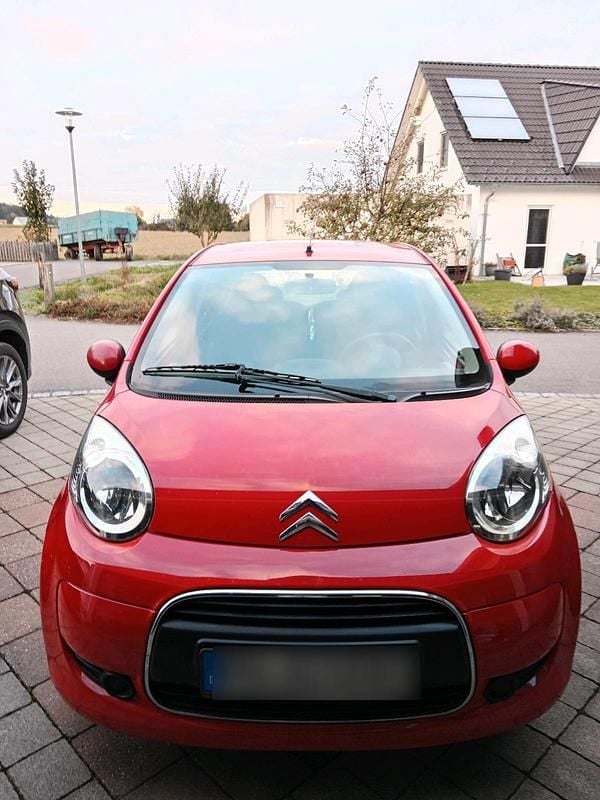Rot Gebraucht 2009 Citroën C1 Kleinwagen | 1.980 € (Guter Preis) - Bild 1/4