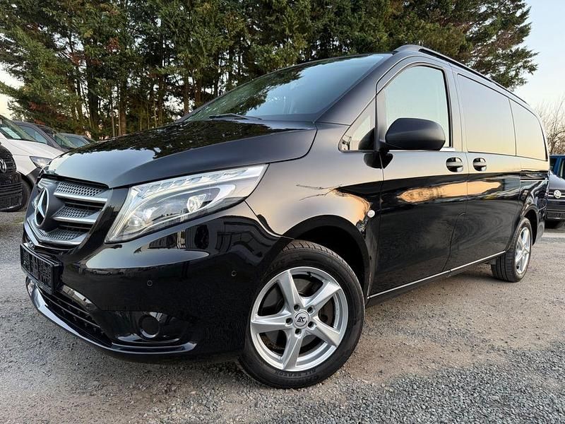 Gebraucht Mercedes Vito 190 PS (139 kW) 2016 Schwarz Van