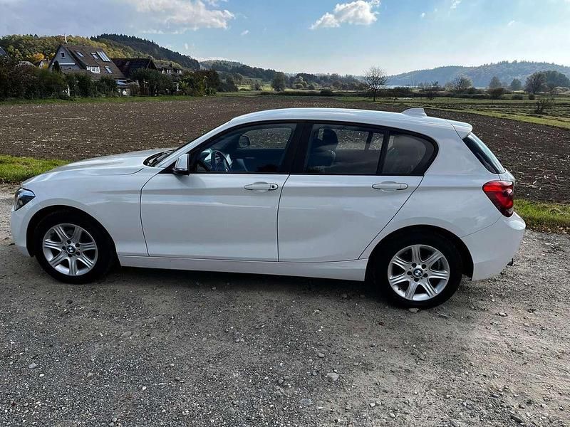 Gebraucht BMW 116 136 PS (100 kW) 2012 Weiß Kleinwagen