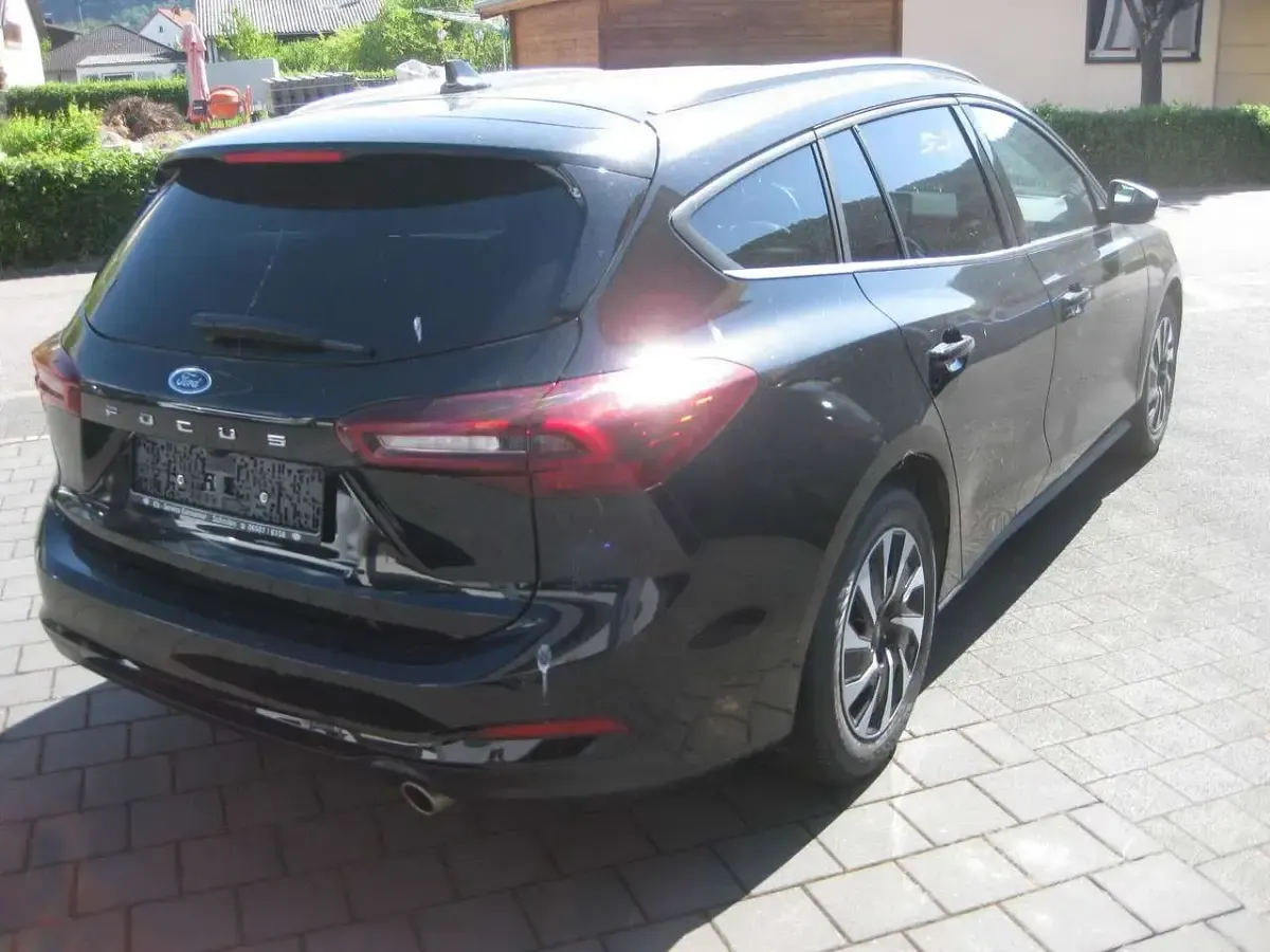 Gebraucht Ford Focus Titanium X 155 PS (114 kW) 2024 Agate black Kombi