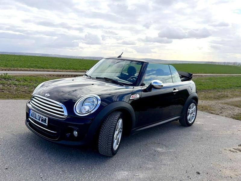Gebraucht Mini Cooper 122 PS (89 kW) 2014 Schwarz Kleinwagen