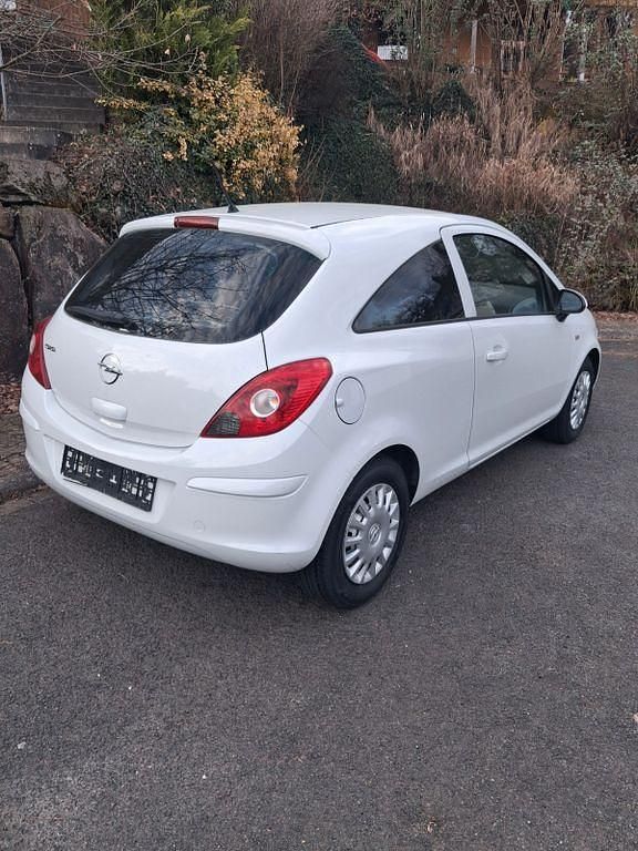 Gebraucht Opel Corsa Innovation 69 PS (50 kW) 2009 Weiß Kleinwagen