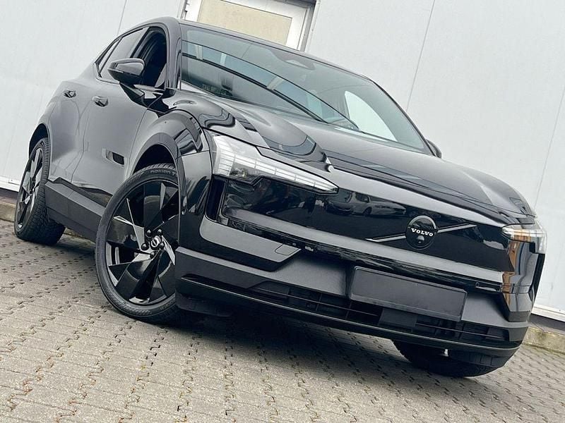 Schwarz Gebraucht 2025 Volvo EX30 Performance SUV | 39.000 € (Guter Preis) - Bild 1/4
