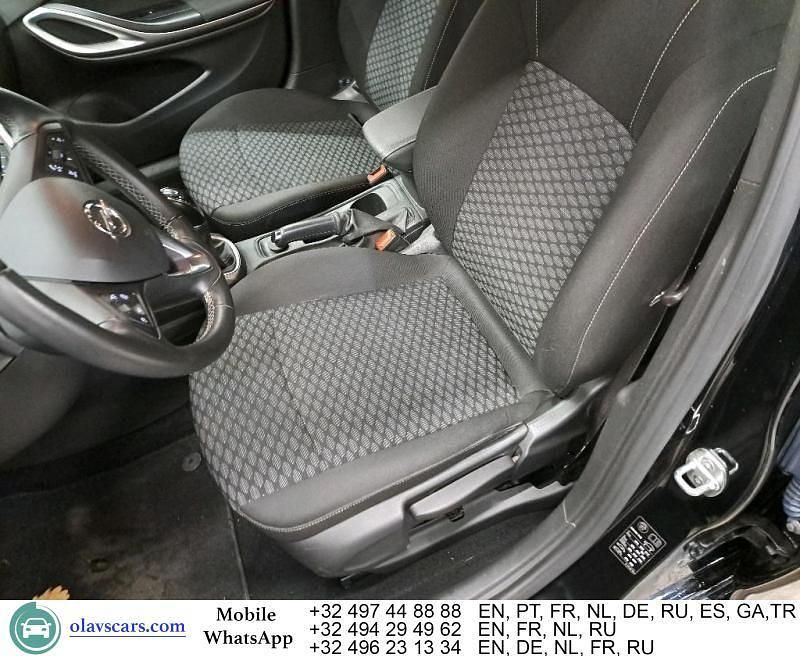 Gebraucht Opel Astra 105 PS (77 kW) 2020 Schwarz Limousine