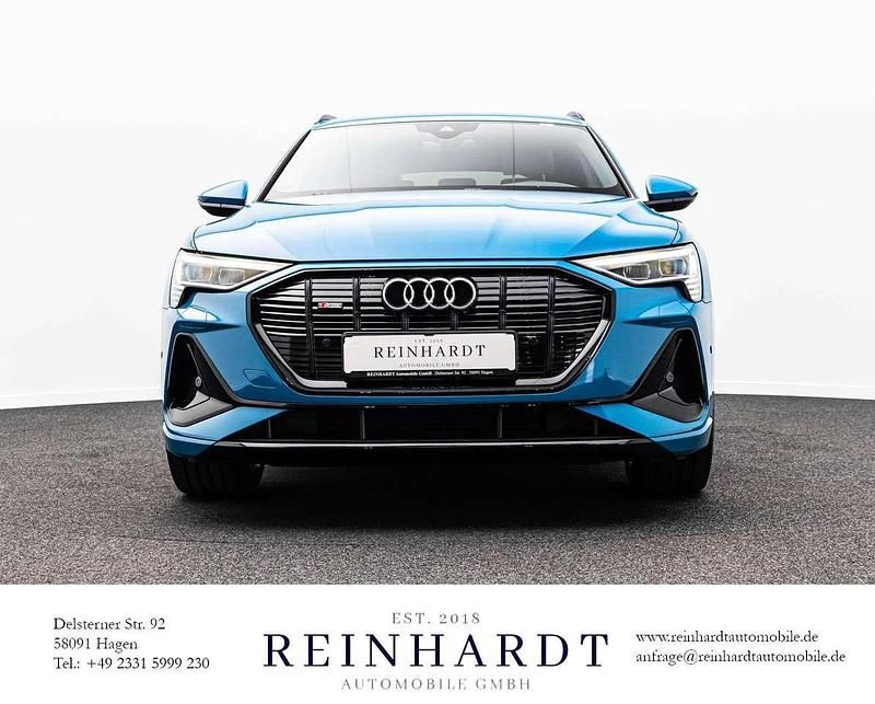 Blau individual Gebraucht 2022 Audi e-tron Sportback S-Line SUV | 38.875 € (Superpreis) - Bild 1/3