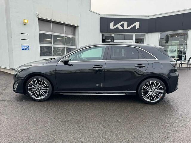 Gebraucht Kia Ceed GT-Line 140 PS (102 kW) 2022 Schwarz Kleinwagen