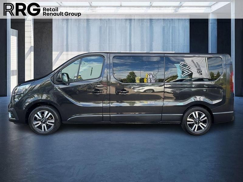 Gebraucht Renault Trafic 150 PS (110 kW) 2024 Schwarz Van / Kleinbus