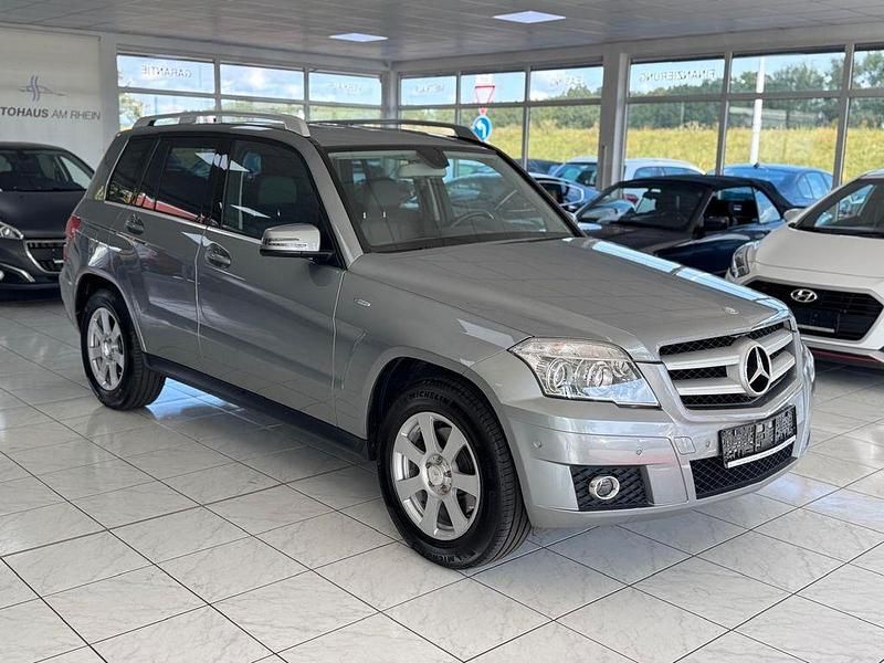 Silber Gebraucht 2012 Mercedes GLK220 SUV | 14.290 € (Fairer Preis) - Bild 1/4