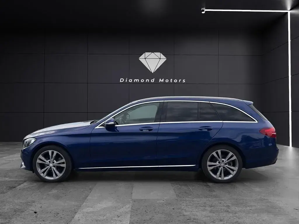 Gebraucht Mercedes C220 170 PS (125 kW) 2015 Blau Limousine