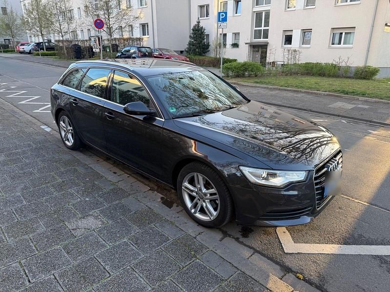 Gebraucht Audi A6 Comfort 204 PS (150 kW) 2012 Grau Kombi