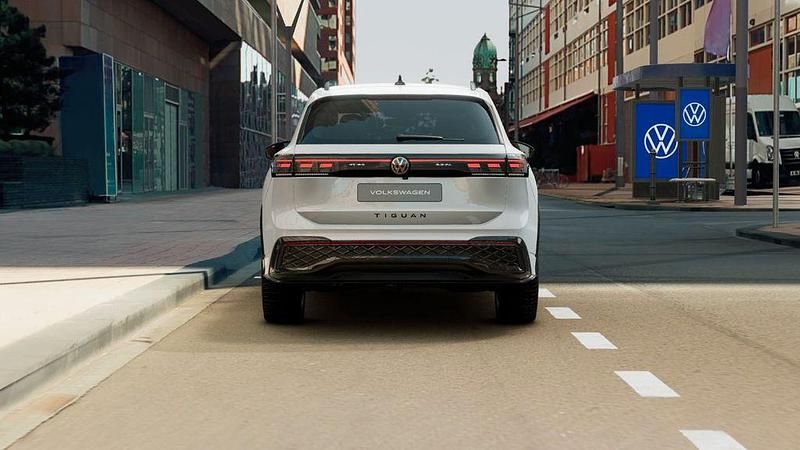 Neu VW Tiguan Style 150 PS (110 kW) 2026 Pure white uni SUV