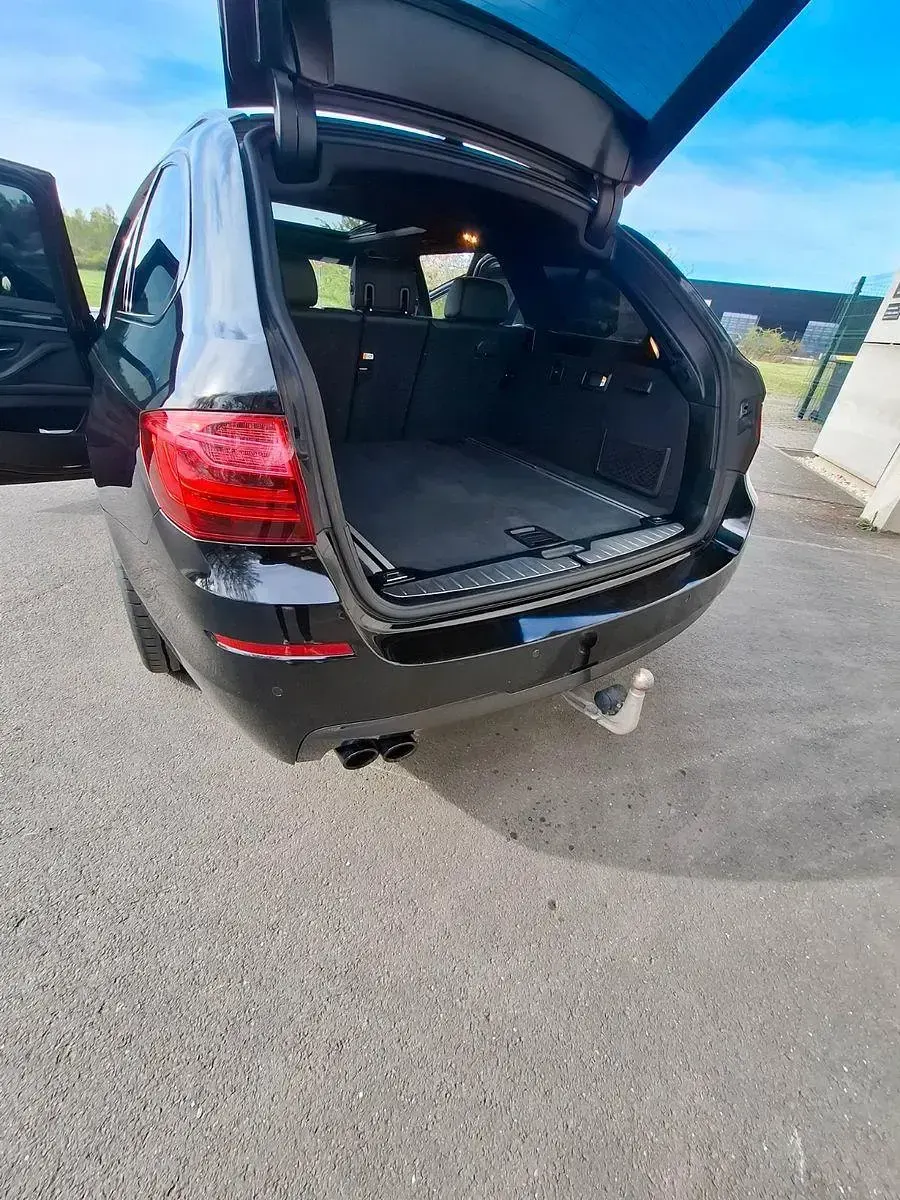 Gebraucht BMW 525 M Sport 218 PS (160 kW) 2015 Schwarz Kombi